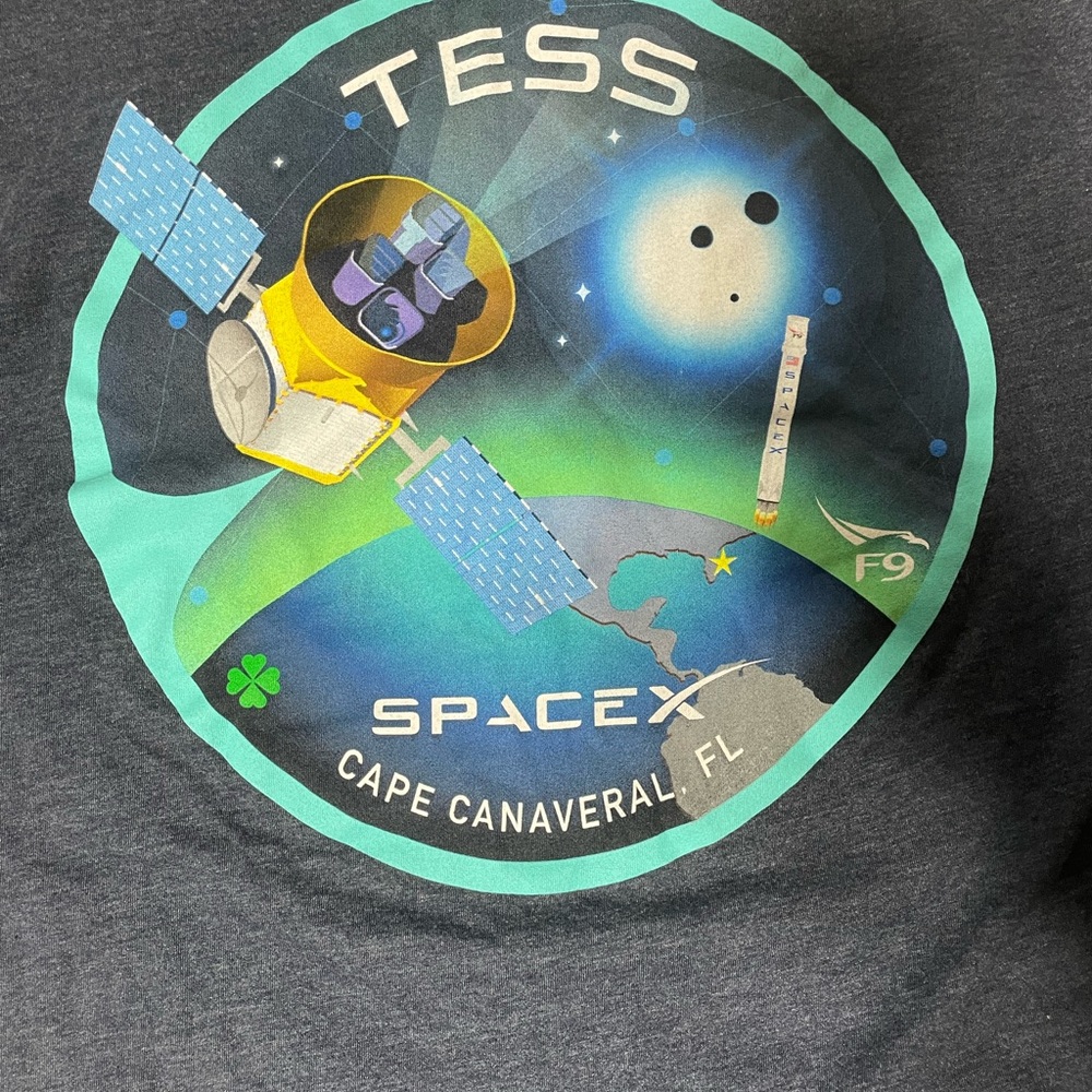 Space X small universal shirt Tess carnaval,Fl logo measurements